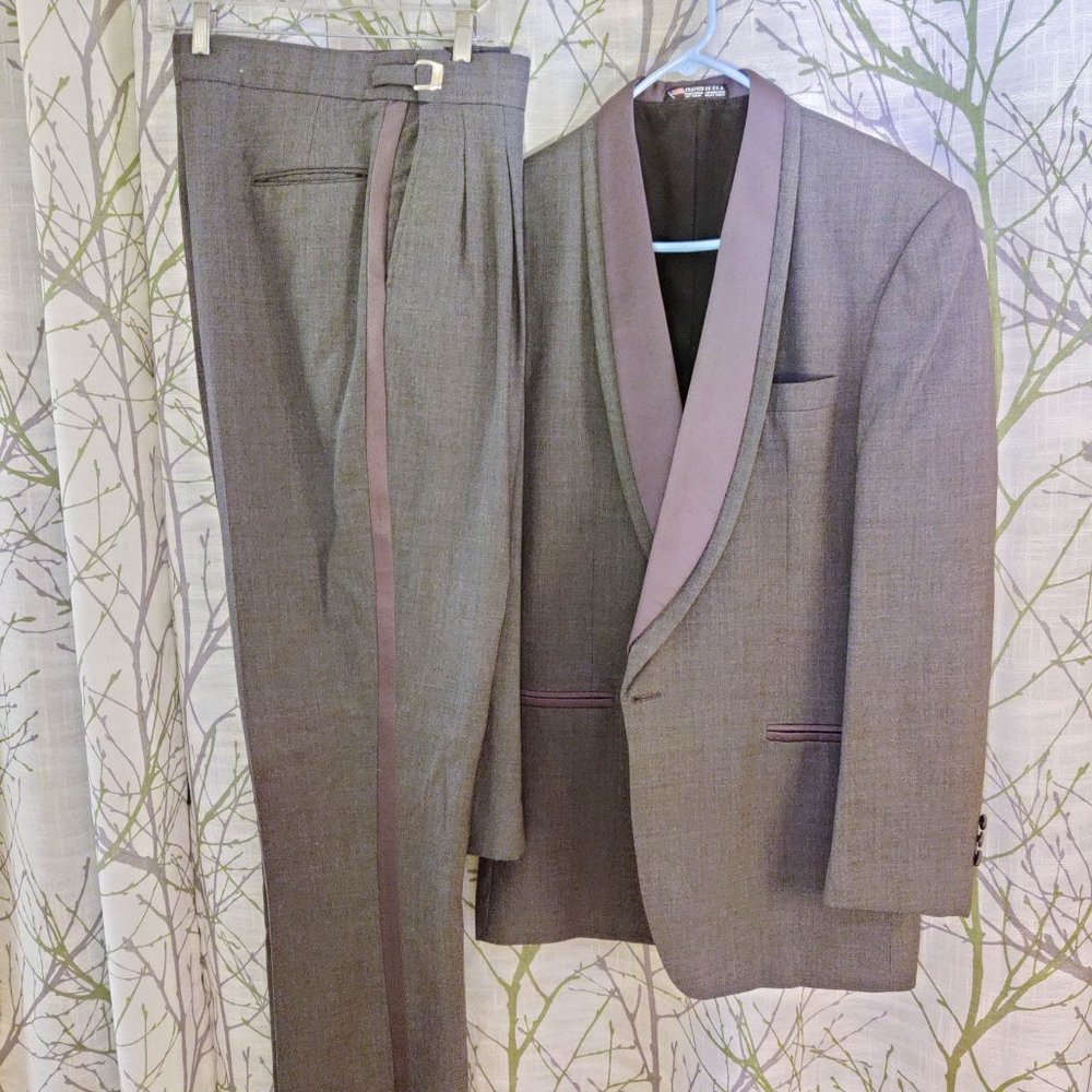 Oscar De La Renta Formal Grey Tuxedo 40L